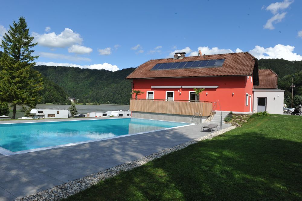Schwimmingpool